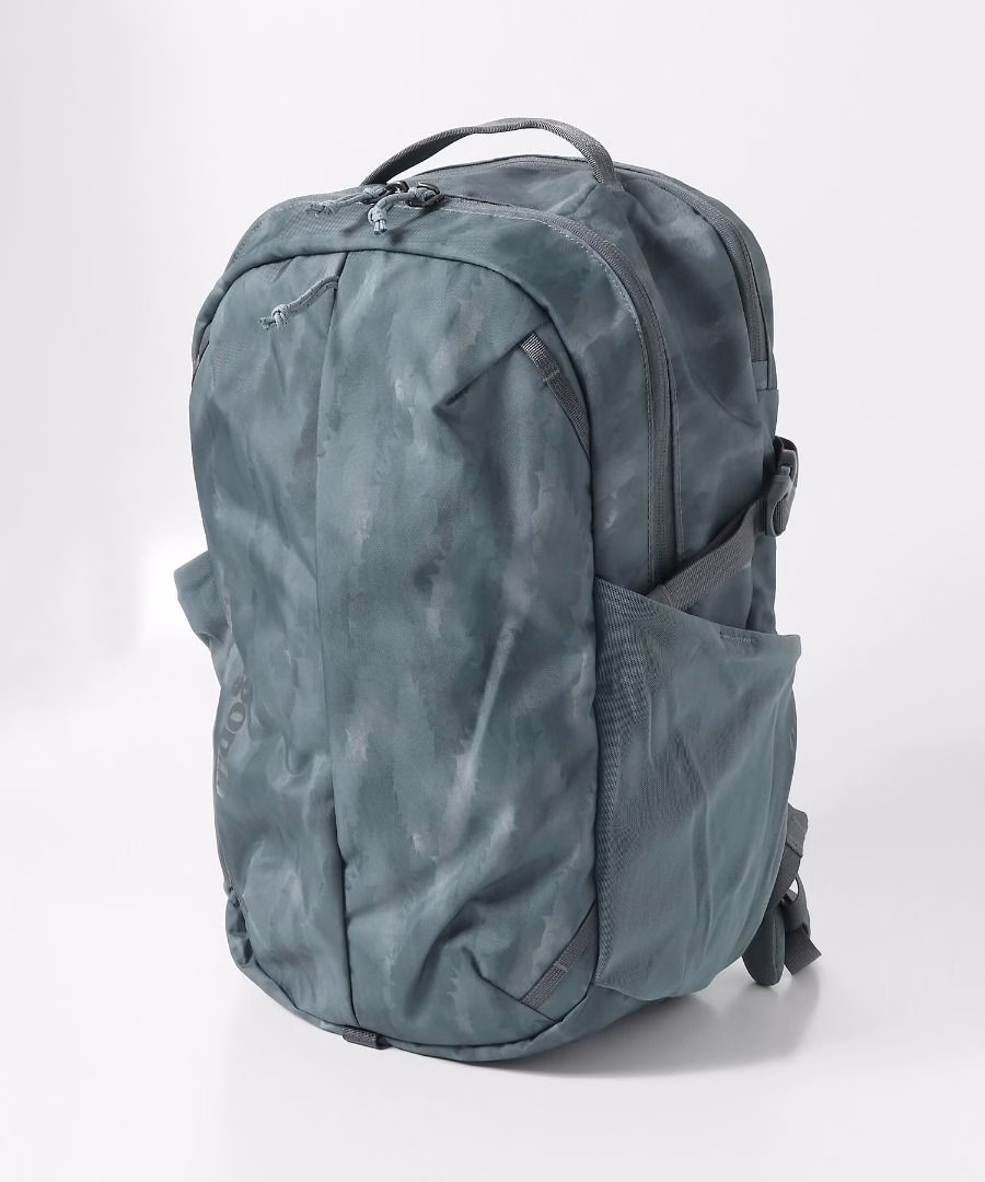 Patagonia パタゴニア REFUGIO DAY PACK 26L (Plume Grey藍灰色) - Image 2